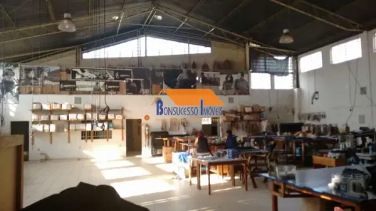 Galpão/Depósito/Armazém à venda, 720m² no Santo André, Belo Horizonte