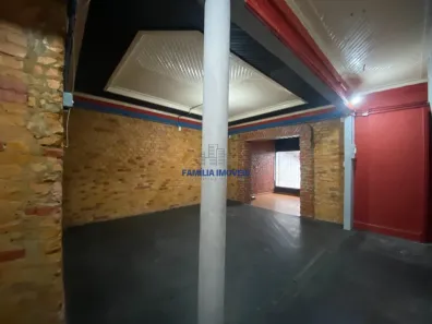 Casa com 3 Quartos para alugar, 220m² no Vila Belmiro, Santos
