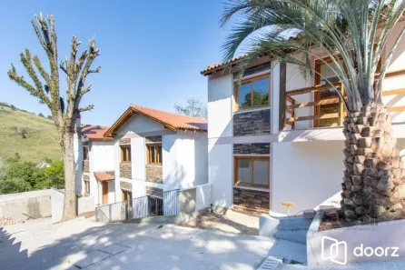 Casa de Condomínio com 2 Quartos à venda, 117m² no Glória, Porto Alegre