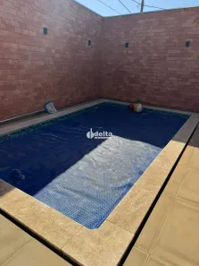 Casa com 3 Quartos à venda, 200m² no Mansour, Uberlândia