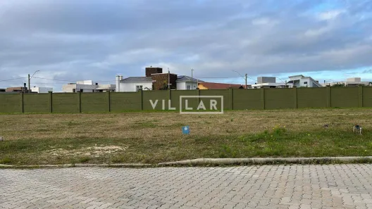 Lote/Terreno à venda, 398m² no Laranjal, Pelotas