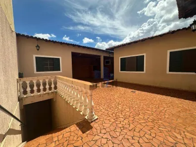 Casa com 4 Quartos à venda, 609m² no Vila Seabra, Bauru