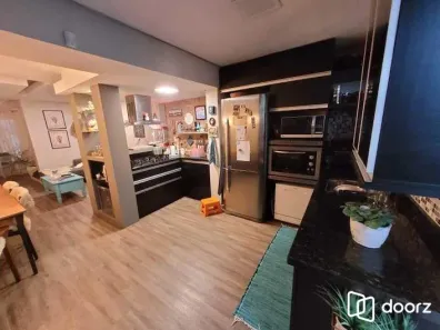 Casa com 3 Quartos à venda, 251m² no Ipanema, Porto Alegre