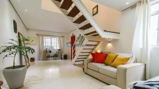 Sobrado com 3 Quartos à venda, 200m² no Jardim Aeroporto, São Paulo