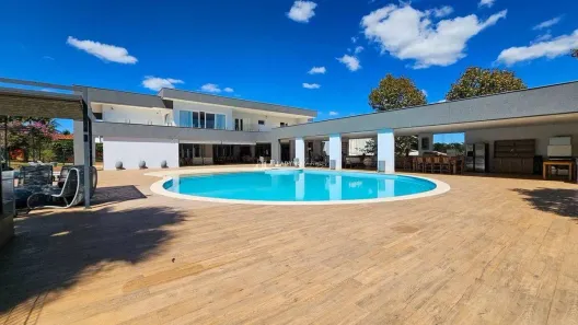 Casa com 9 Quartos para alugar, 1800m² no Setor de Habitações Individuais Sul, Brasília