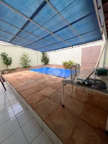 Casa com 4 Quartos à venda, 185m² no Santa Mônica, Uberlândia