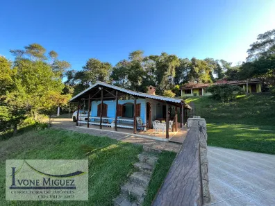 Fazenda/Sítio com 5 Quartos à venda, 250m² no Goiabal, Paty do Alferes