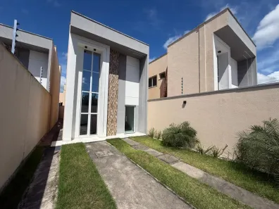 Sobrado com 3 Quartos à venda, 92m² no Guaribas, Eusébio
