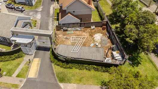 Lote/Terreno à venda, 251m² no Butiatuvinha, Curitiba