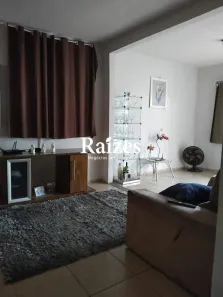 Casa com 3 Quartos à venda, 80m² no São Jorge, Uberlândia