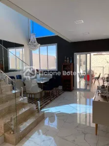 Casa de Condomínio com 3 Quartos para alugar, 251m² no Novo Mundo, Uberlândia