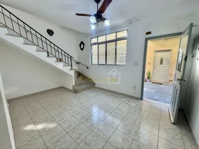 Sobrado com 2 Quartos à venda, 75m² no Macuco, Santos