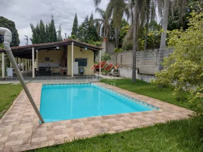 Fazenda/Sítio com 4 Quartos à venda, 200m² no Sebandilha, Mairinque