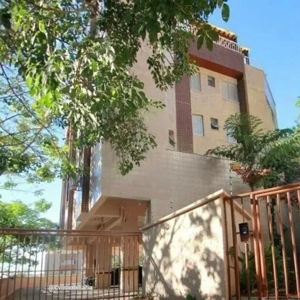 Cobertura com 4 quartos — Buritis, Belo Horizonte