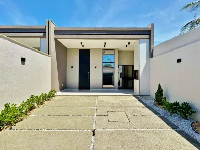 Casa com 3 Quartos à venda, 110m² no Sapiranga-Coité, Fortaleza