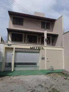 Casa com 3 Quartos à venda, 281m² no Lagoa Redonda, Fortaleza