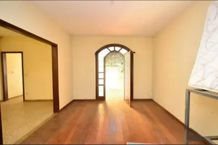 Casa com 3 Quartos à venda, 150m² no Santa Efigênia, Belo Horizonte