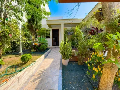 Casa com 3 Quartos à venda, 330m² no Centro, Socorro