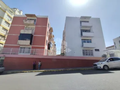 Apartamento com 2 Quartos para alugar, 89m² no Centro, Santa Maria