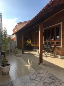 Casa com 3 Quartos à venda, 205m² no Centro, Ibirá