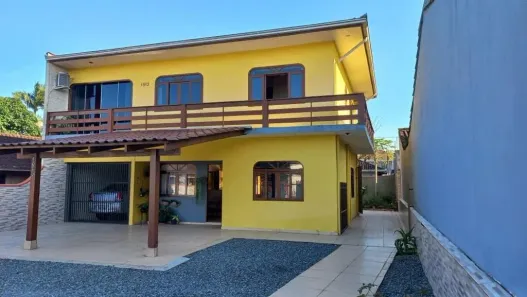 Casa com 5 Quartos à venda, 213m² no Aventureiro, Joinville