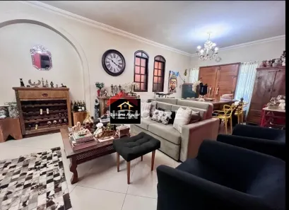 Casa com 3 Quartos à venda, 272m² no Santa Amélia, Belo Horizonte