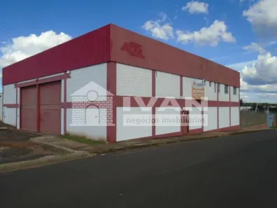 Galpão/Depósito/Armazém para alugar, 750m² no Custódio Pereira, Uberlândia