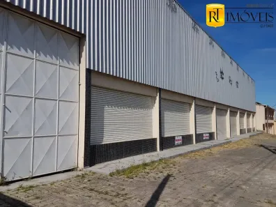 Galpão/Depósito/Armazém para venda ou aluguel, 990m² no Fazendinha, Araruama