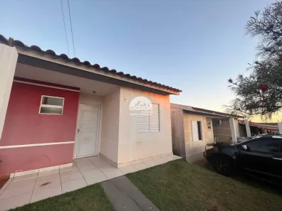 Casa com 2 Quartos à venda, 62m² no Parque Verde, Cascavel