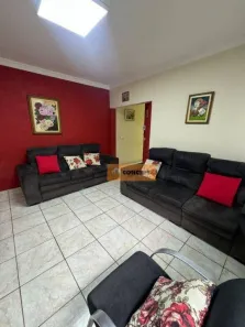 Sobrado com 4 Quartos à venda, 267m² no Jardim Varan, Suzano