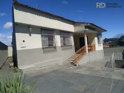 Casa com 5 Quartos à venda, 221m² no São Geraldo, Belo Horizonte