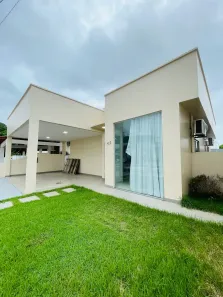 Casa de Condomínio com 2 Quartos para alugar, 100m² no Cabralzinho, Macapá