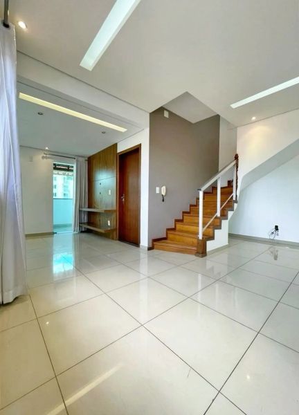 Casa com 5 quartos — Venda Nova, Belo Horizonte
