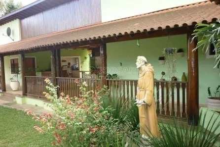 Fazenda/Sítio com 4 Quartos para alugar, 654m² no Chácara Velosa, Araraquara