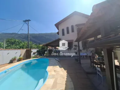 Casa com 4 Quartos à venda, 272m² no Jardim Imbuí, Niterói