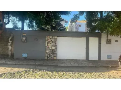 Casa com 1 Quarto à venda, 154m² no Edson Queiroz, Fortaleza
