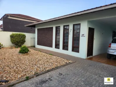 Casa com 3 Quartos à venda, 210m² no Guanabara, Joinville