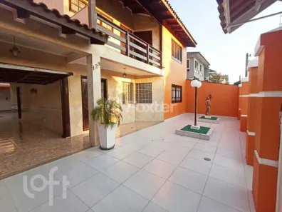 Casa com 3 Quartos à venda, 249m² no Centro, Canoas