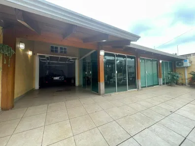 Casa com 3 Quartos à venda, 220m² no Petrópolis, Passo Fundo