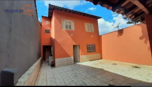 Sobrado com 4 Quartos à venda, 168m² no Jardim Araguari, Bragança Paulista