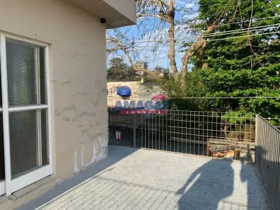 Imóvel Comercial à venda, 220m² no Jardim Jacinto, Jacareí