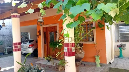 Fazenda/Sítio com 3 Quartos à venda, 100m² no Parque São Luís, Taubaté