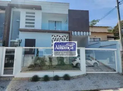 Casa de Condomínio com 3 Quartos à venda, 190m² no Arsenal, São Gonçalo
