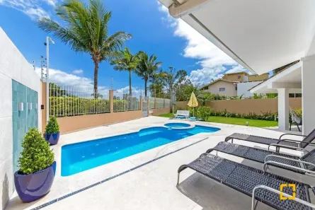Casa com 4 Quartos à venda, 222m² no Daniela, Florianópolis