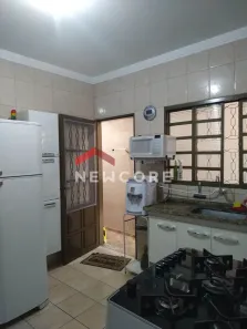 Sobrado com 3 Quartos à venda, 136m² no Jardim TV, Bauru
