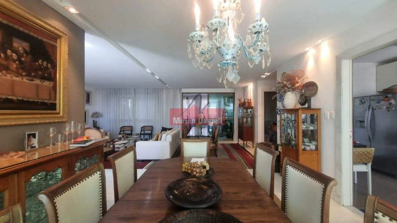 Apartamento com 4 quartos — Sion, Belo Horizonte