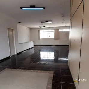 Galpão/Depósito/Armazém à venda, 649m² no Vila Carrão, São Paulo