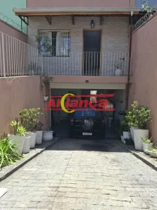 Sobrado com 4 Quartos à venda, 220m² no Jardim Santa Cecília, Guarulhos