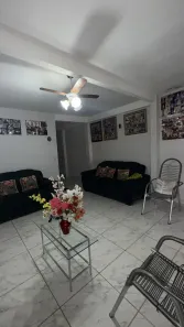 Casa com 3 Quartos para alugar, 180m² no Jardim Europa, Goiânia