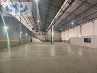 Galpão/Depósito/Armazém para alugar, 721m² no Jardim São Geraldo, Guarulhos